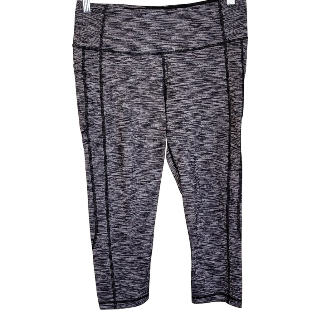 Victoria's Secret‎ Victoria Sport Capris Size Large